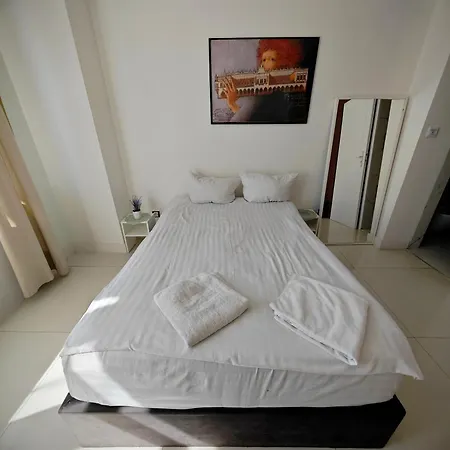Marszalkowska Apartment *